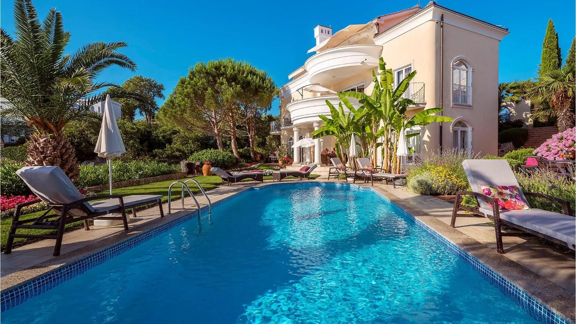 Gorgeous Apartment In Porat - Malinska With Wifi